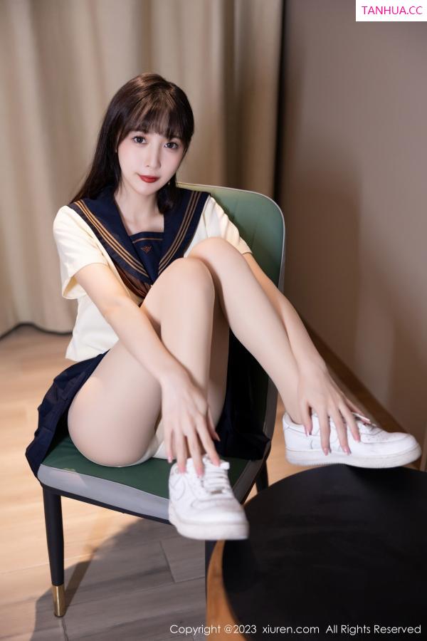 林星阑  [XiuRen]高清写真图 2023.01.12 No.6126 林星阑 制服美腿第27张图片